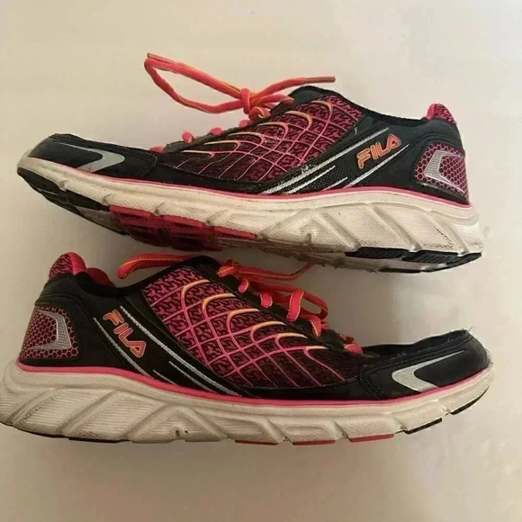 FILA Cool Max Sneaker Size 8 - Picture 1 of 8